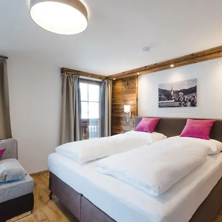 Im Dorf Holiday home