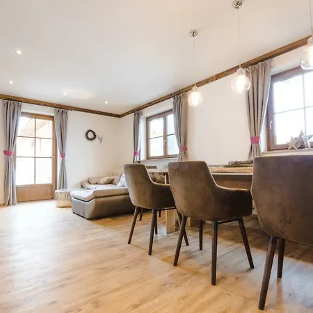 Dom wakacyjny Im Dorf Goldegg