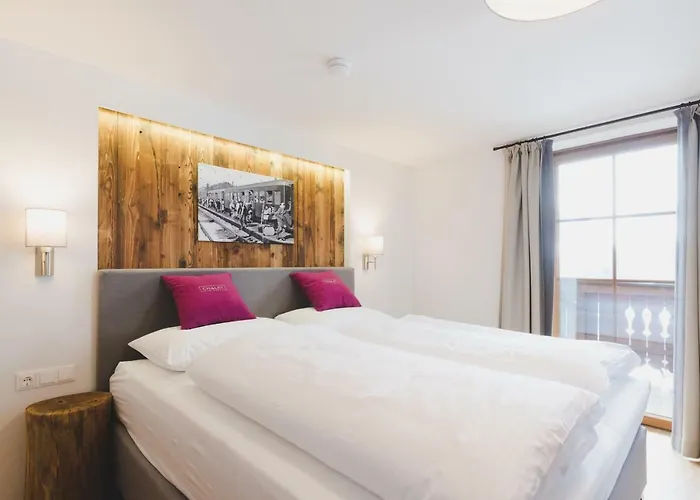 Im Dorf Holiday home Goldegg